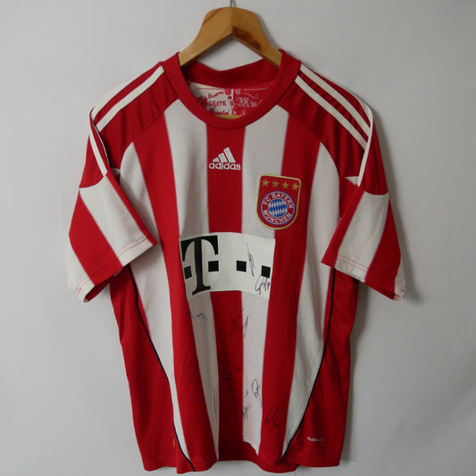 FC Bayern vintage Badstuber Trikot incl. Signatures