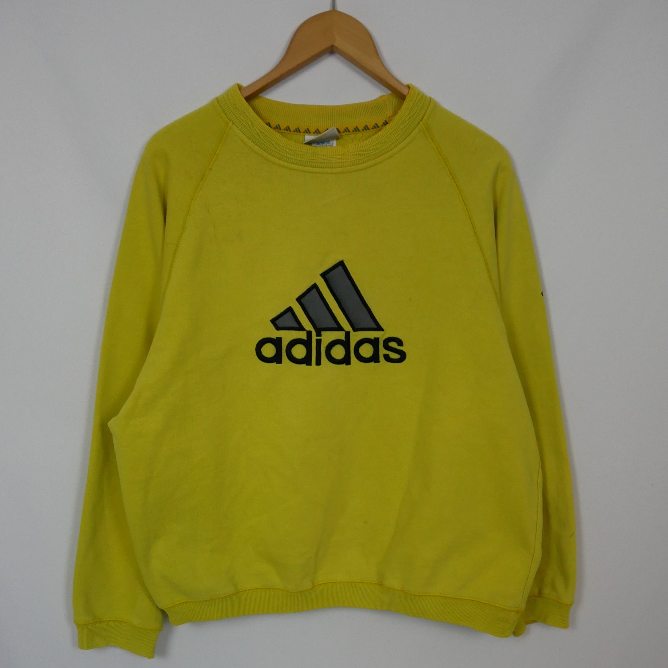 Adidas 2024 vintage sweater